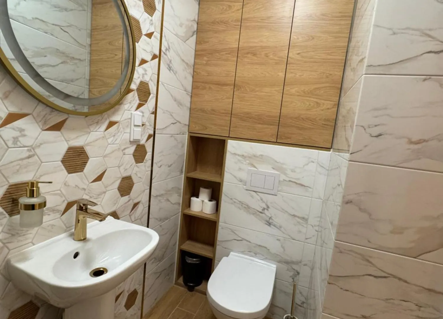 Maxapart Wiktoryn Варшава Апартаменты